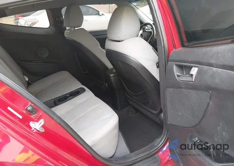 2012 Hyundai Veloster Base W/Gray z USA, uszkodzony, nr VIN KMHTC6AD0CU078537